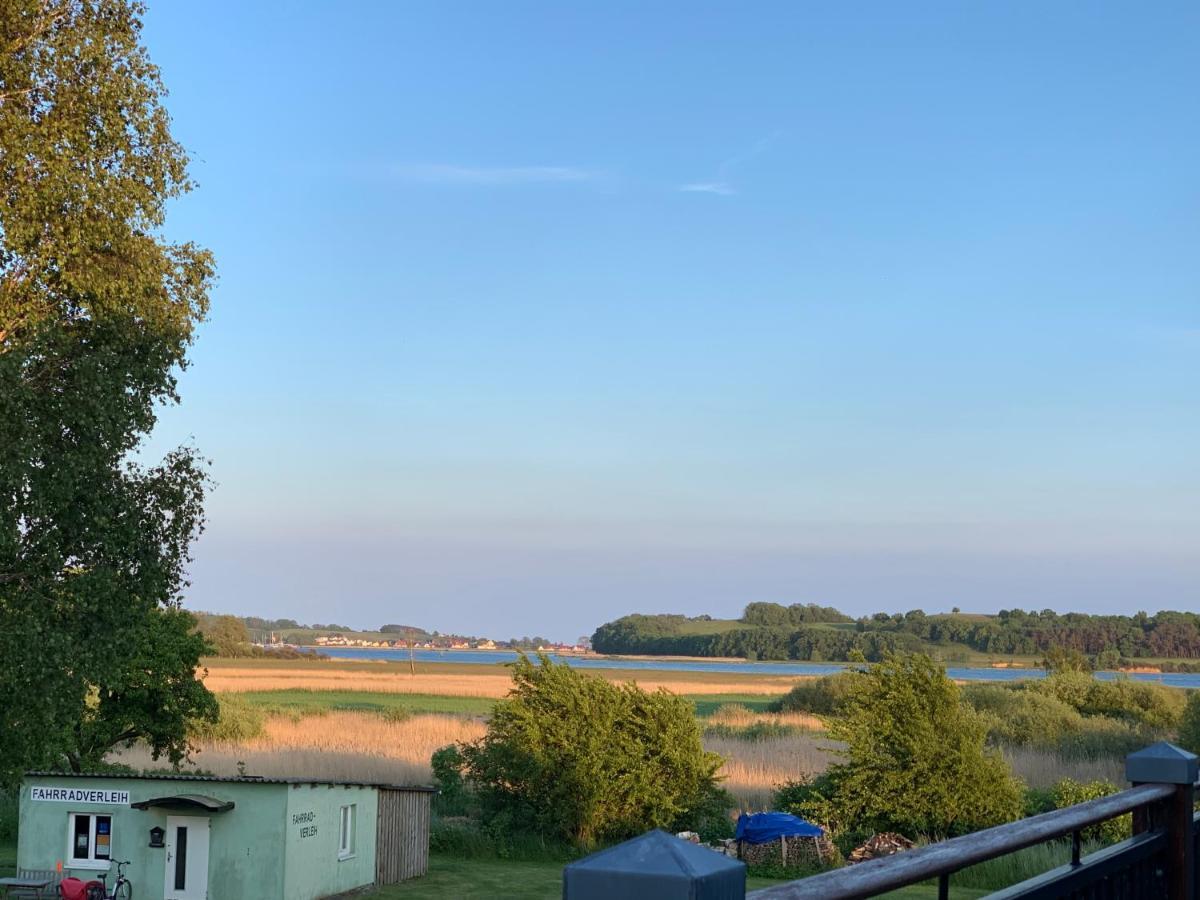Auf Ruegen Mit Boddenblick Apartment Gross Zicker