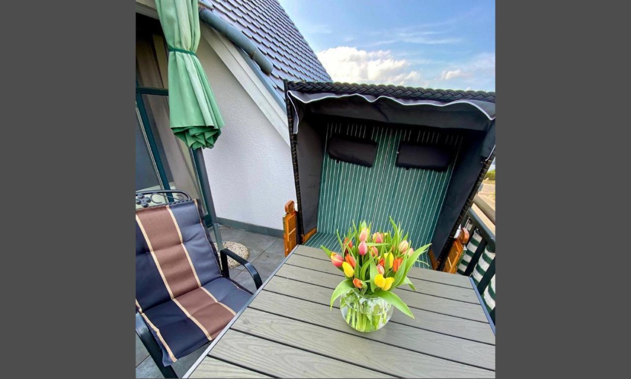 Auf Ruegen Mit Boddenblick * Gross Zicker