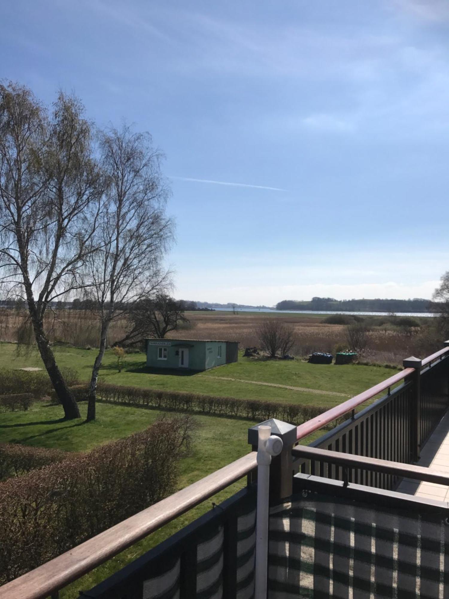 Auf Ruegen Mit Boddenblick Gross Zicker